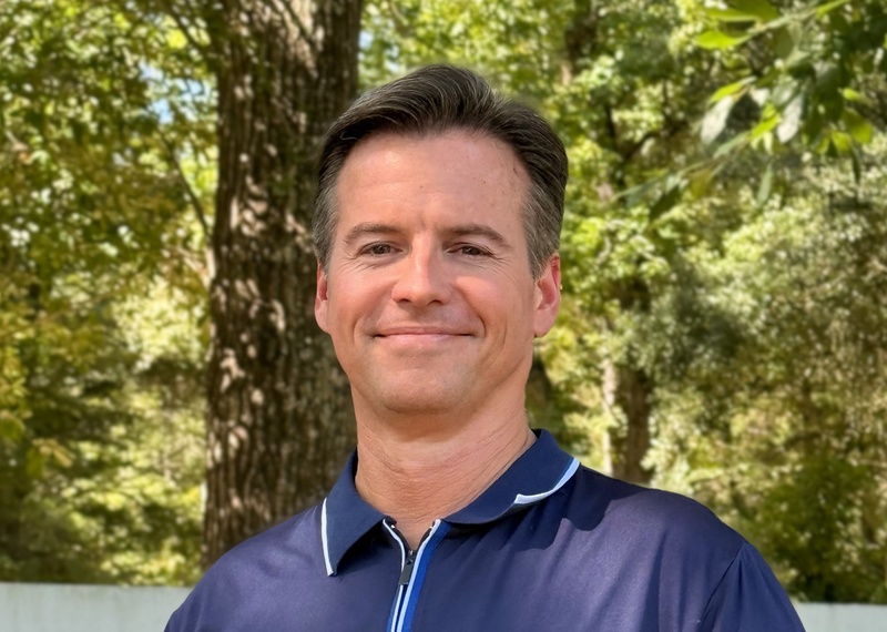 Jeffrey_headshot_800x570 (1)